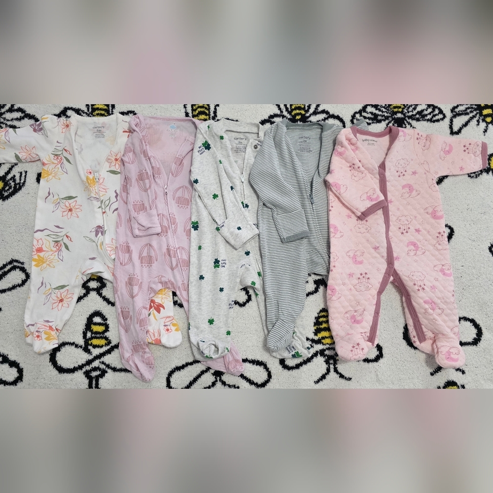 5 Pcs bundle cotton pajamas SIZE 3M.. brands like:  Carter's, Cloud Island Etc.
